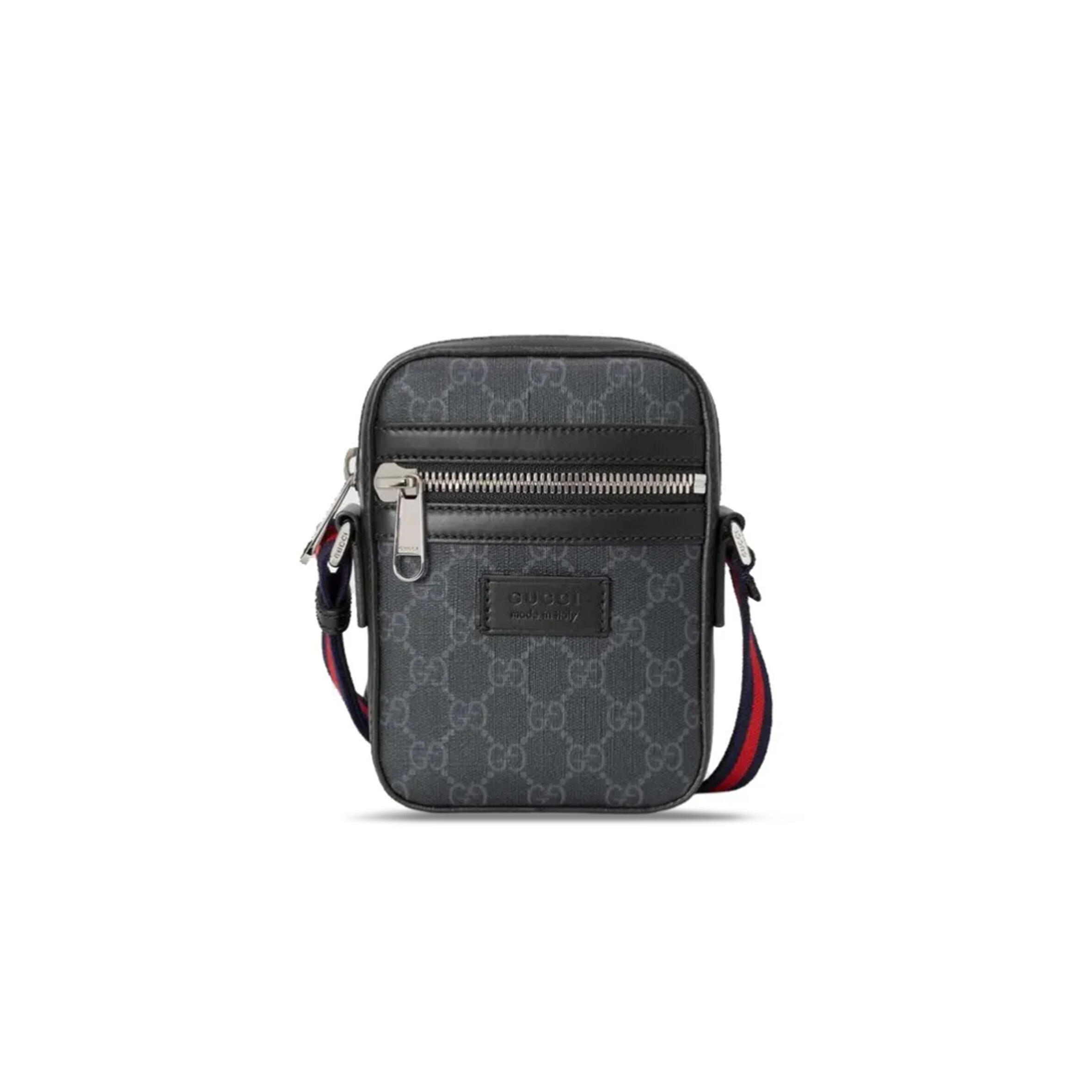 GUCCI GG BLACK MESSENGER 598103 (18*14*6cm)